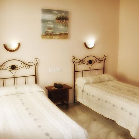 Hostal El Triunfo กอร์โดบา ภายนอก รูปภาพ