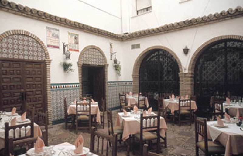 Hostal El Triunfo กอร์โดบา ภายนอก รูปภาพ