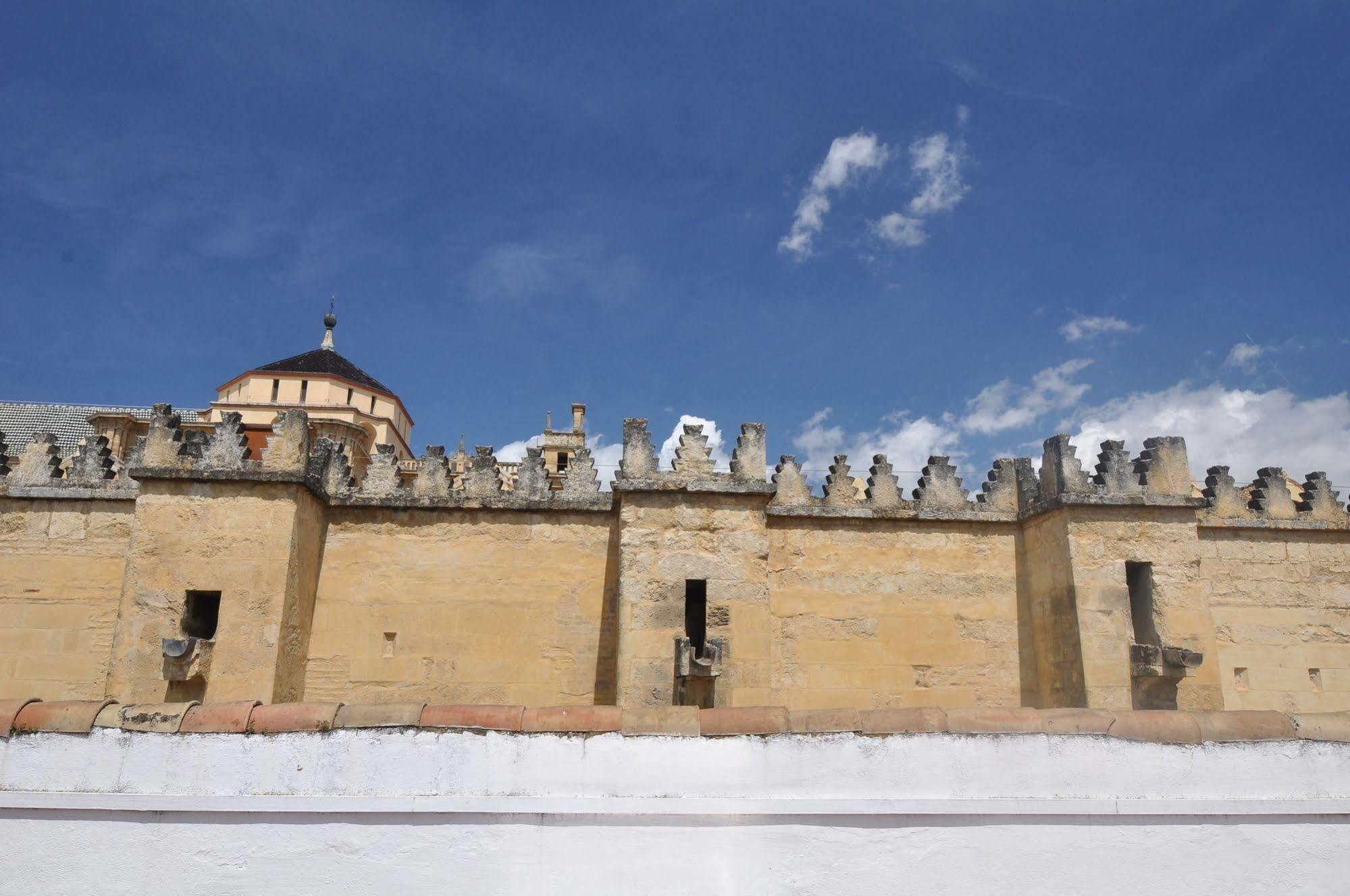 Hostal El Triunfo กอร์โดบา ภายนอก รูปภาพ